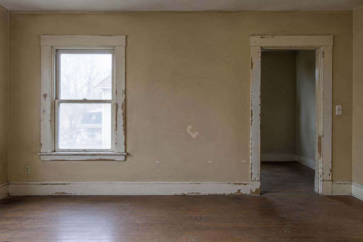 Illustrative concept: room before repainting